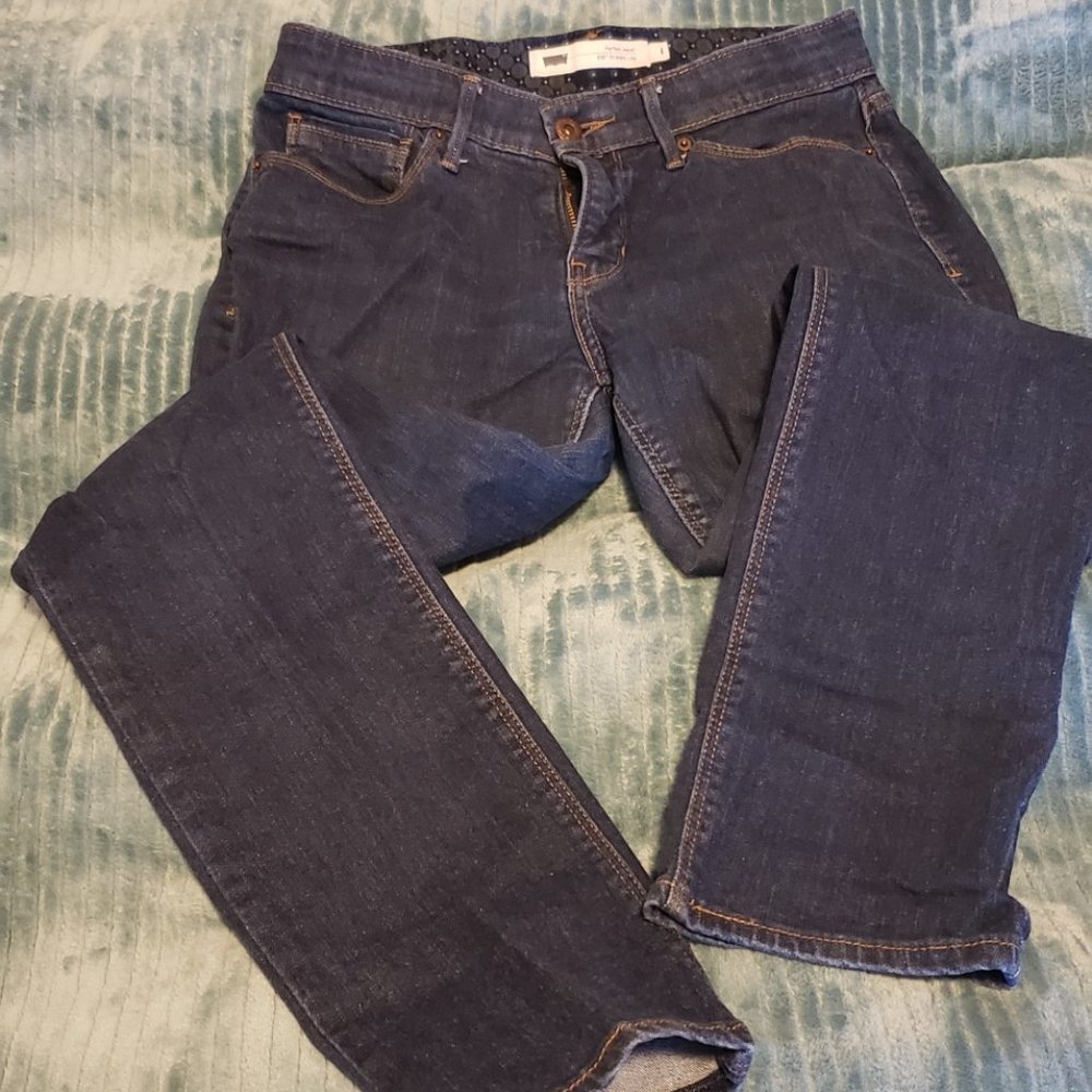 women's levies 525 perfect waist straight leg jeans